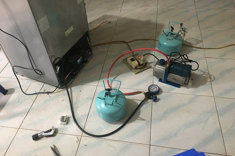 nạp gas tủ lạnh